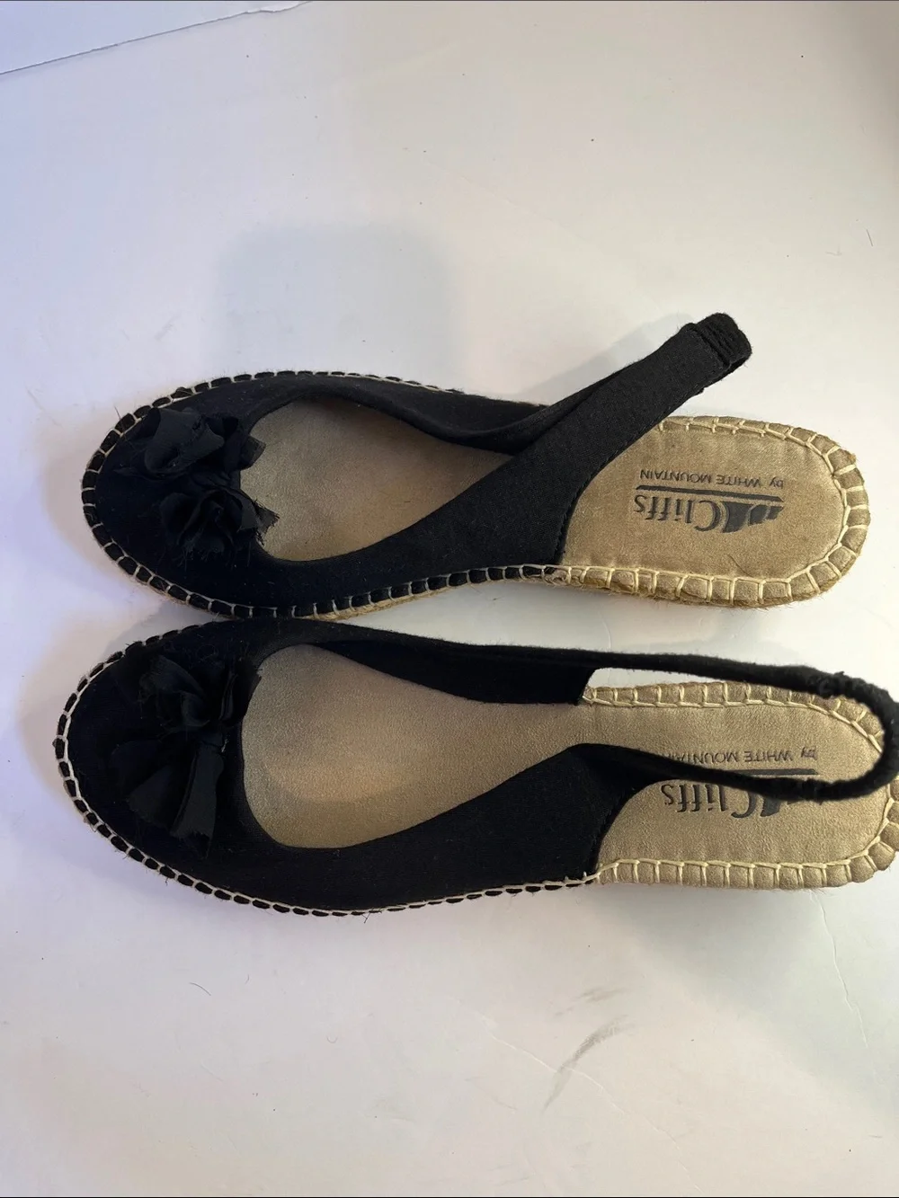 Cliffs by WHITE MOUNTAIN Black Slingback Espadrille Flats with Flower Accent